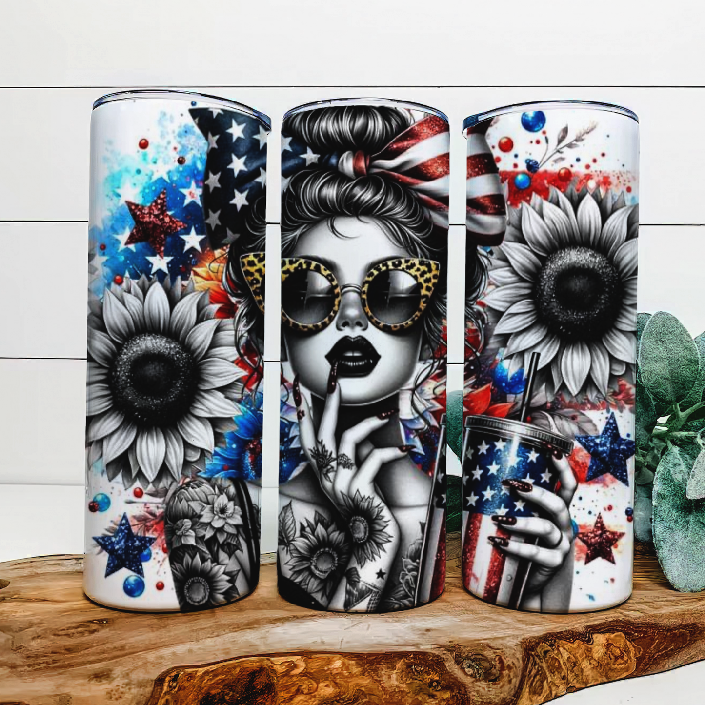 Women’s Floral American Flag Tumbler